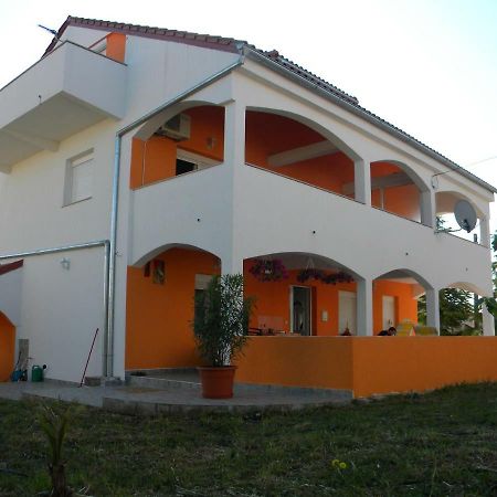 Apartmani Livk Debeljak Exterior foto
