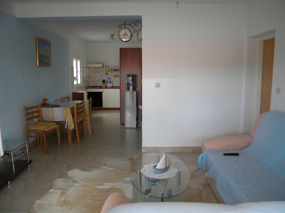 Apartmani Livk Debeljak Exterior foto